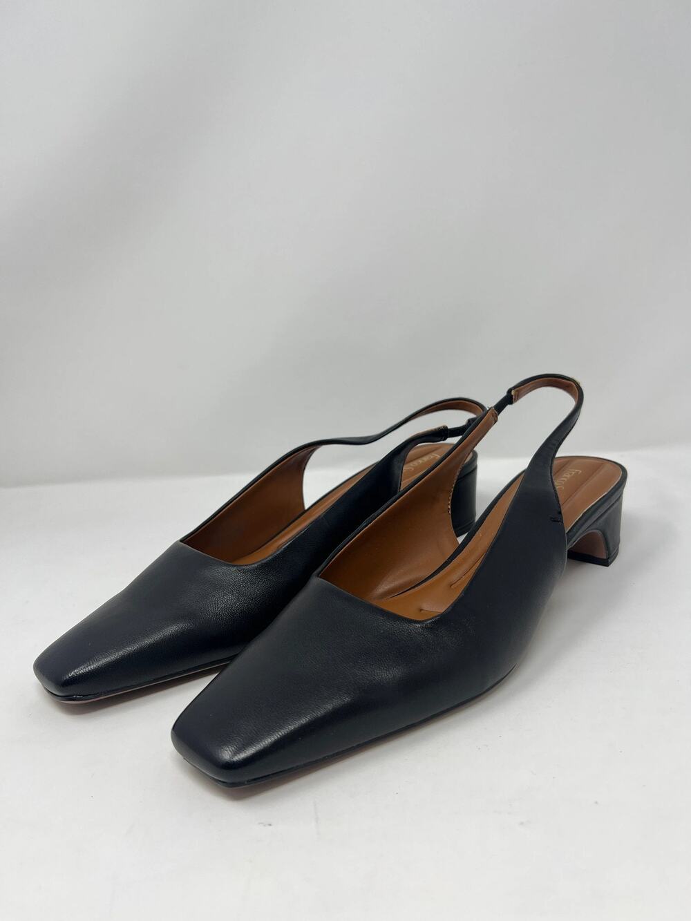 Franco Sarto Women's 10M Lyanna Square Toe Black Leather Slingbacks